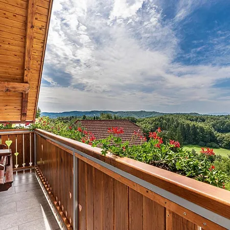 Tatil Evi Vineyard Krivic - Happy