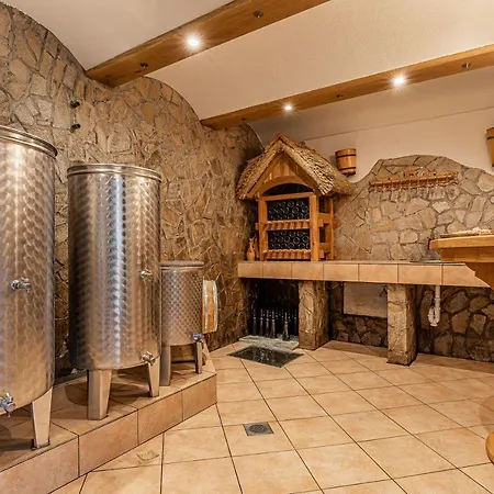 Vineyard Krivic - Happy Tatil Evi *